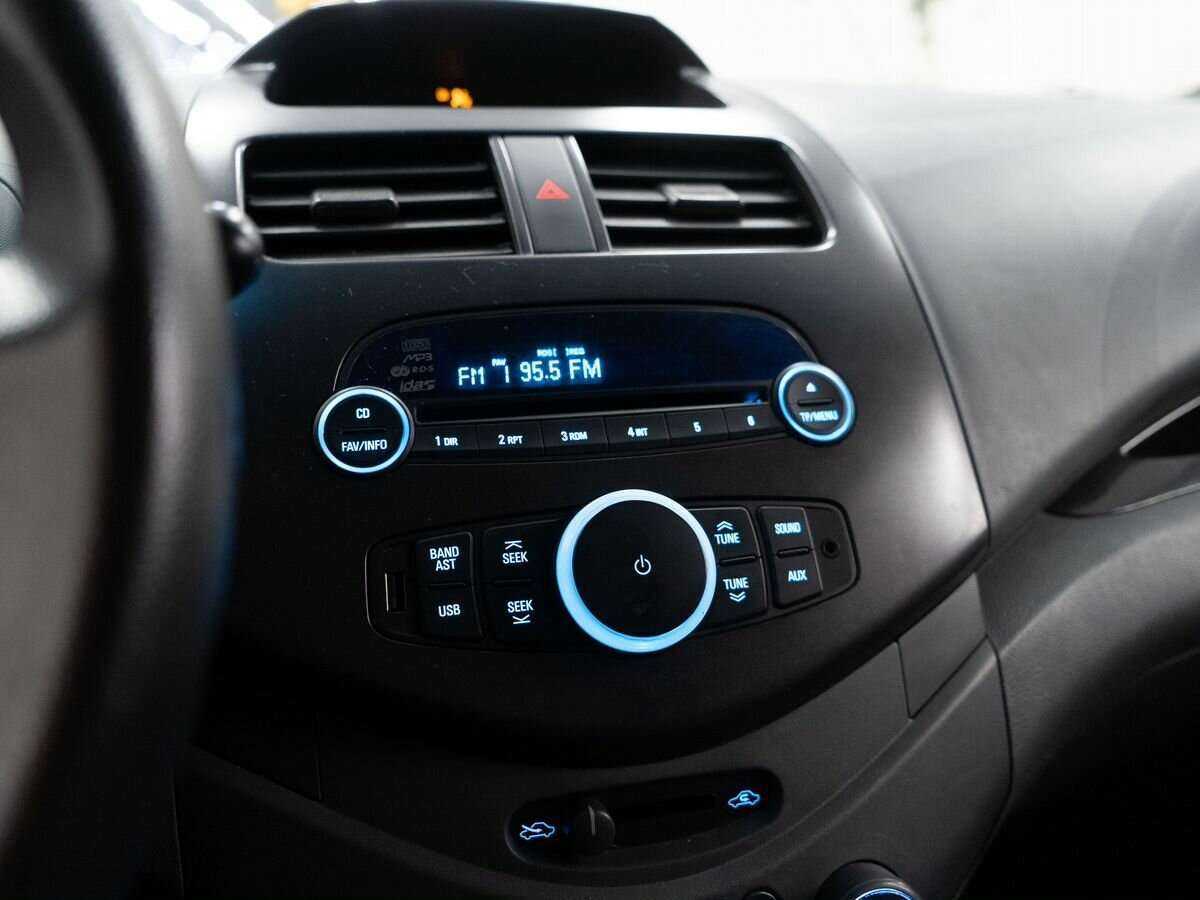 Chevrolet Spark, 2013 Фото №13