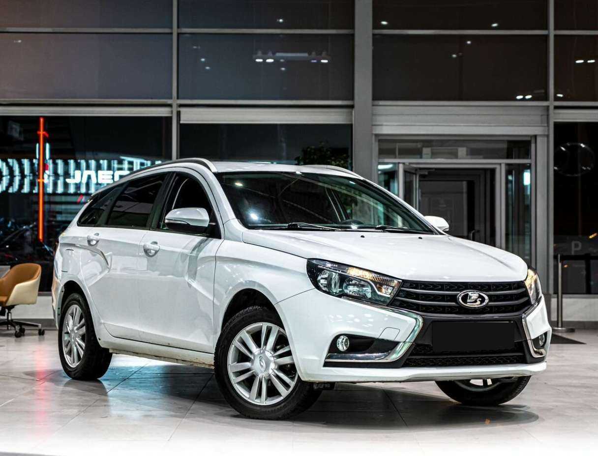 Lada (ВАЗ) Vesta SW, 2019 - 105 000 км. | Фото №2