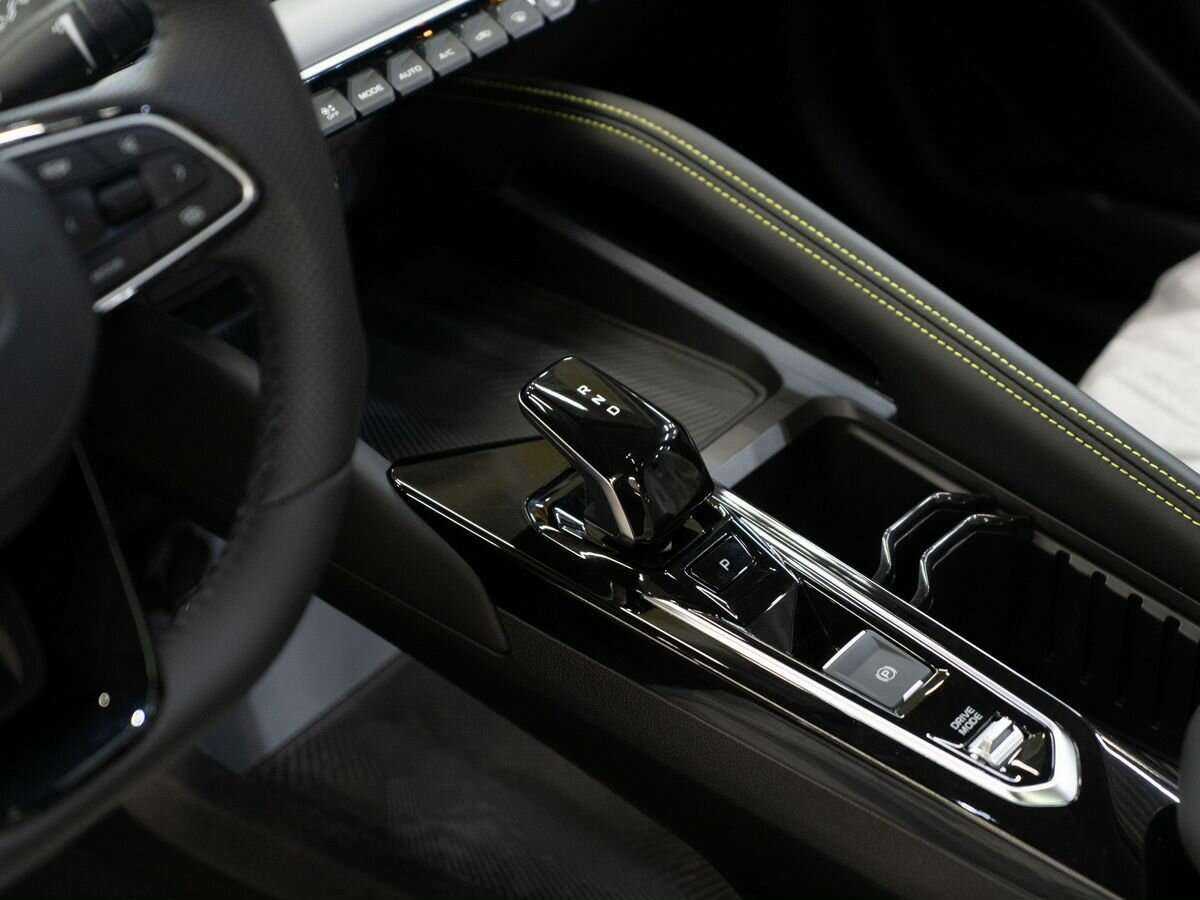 Geely Coolray (Binyue Cool), 2023 Фото №13