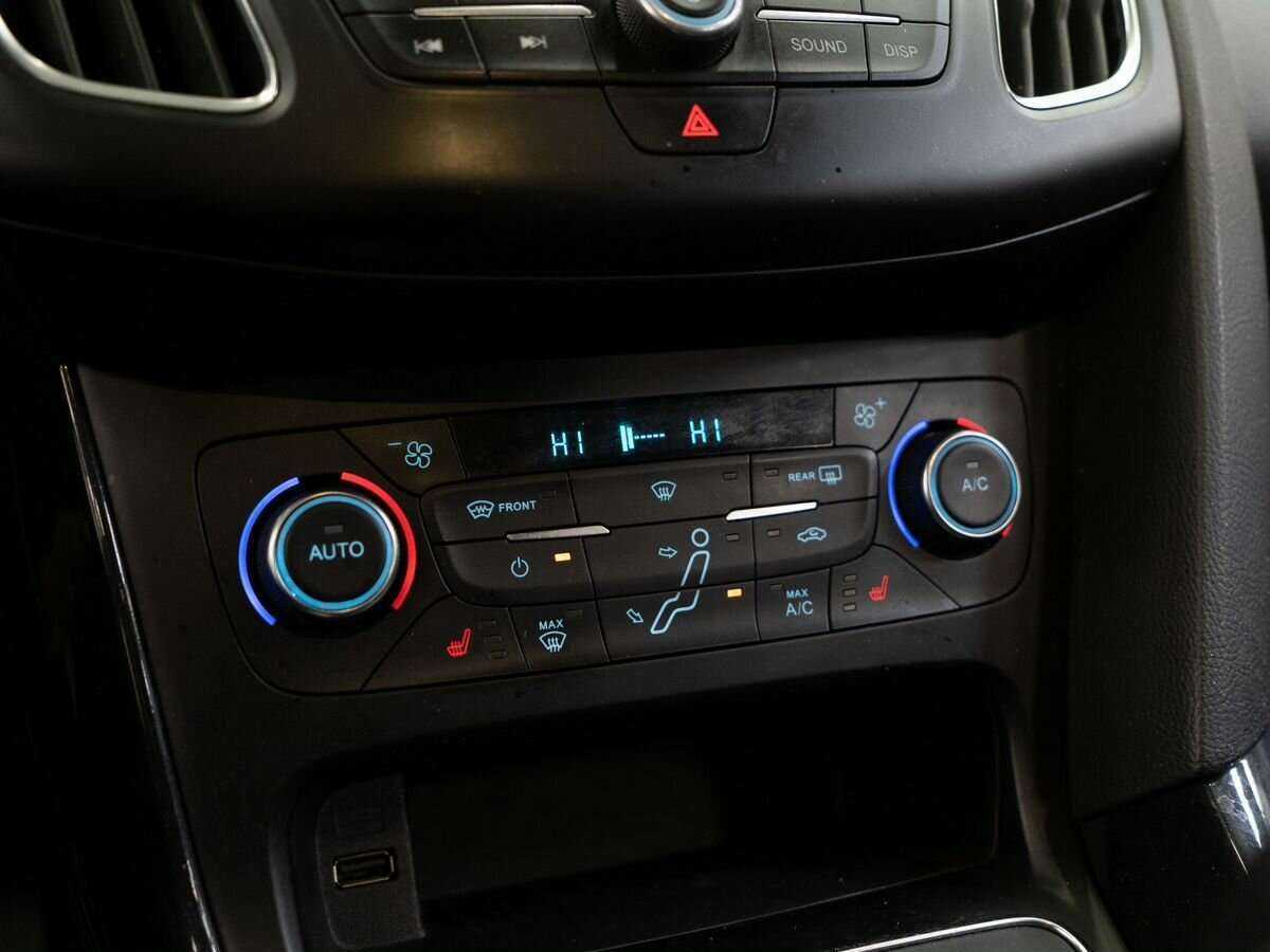 Ford Focus, 2017 Фото №14