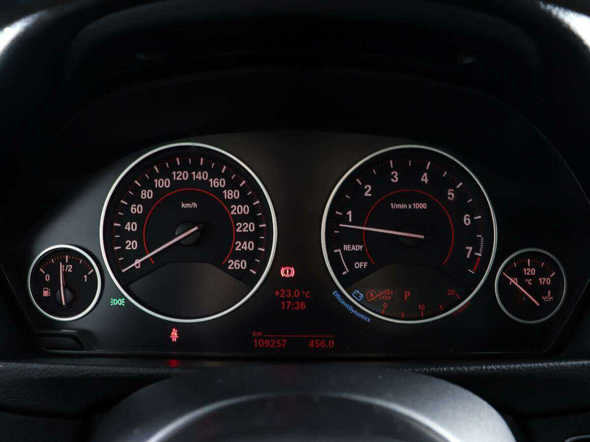 BMW 3 серии 328i xDrive, 2013 Фото №12