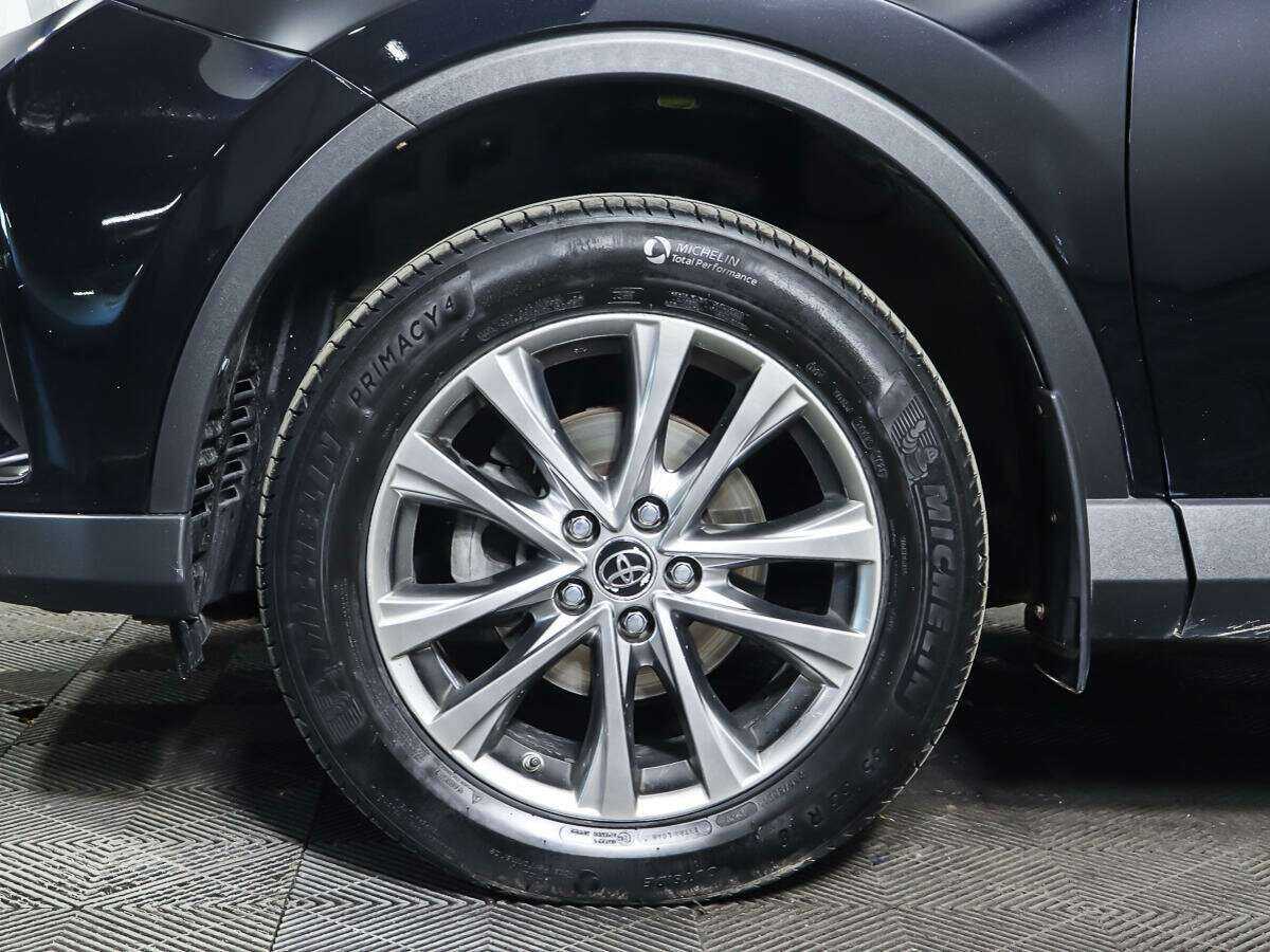 Toyota RAV4, 2018 Фото №22