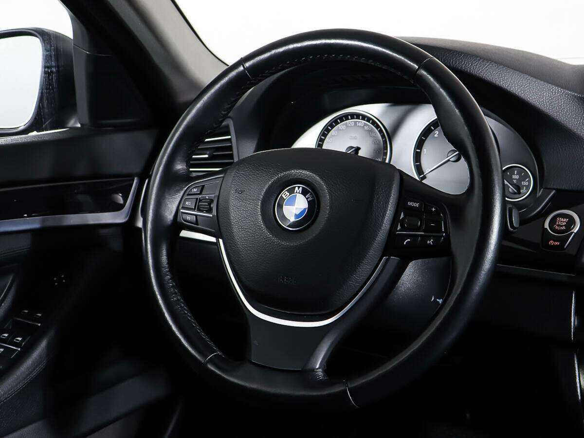 BMW 5 серии 530d xDrive, 2012 Фото №14