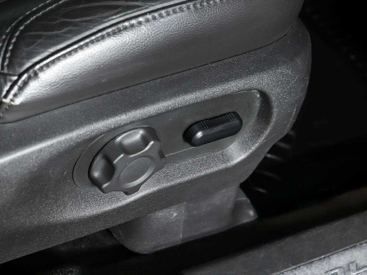 Ford Explorer, 2012 Фото №14