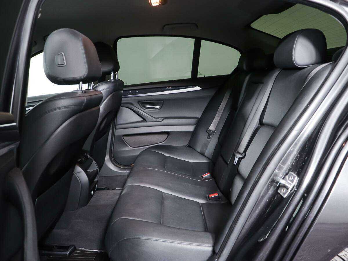 BMW 5 серии 520i, 2015 Фото №10