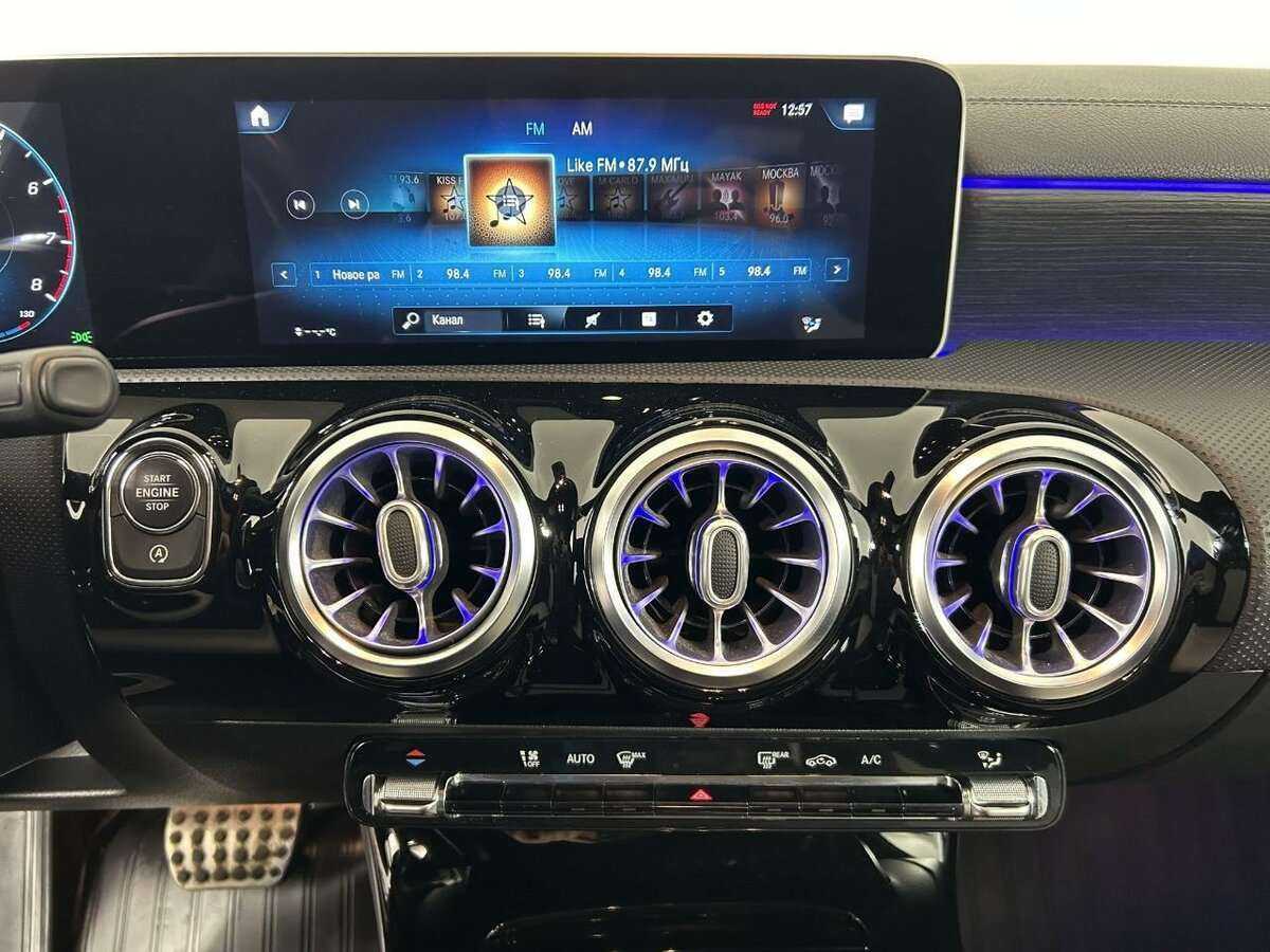 Mercedes-Benz CLA 200, 2019 Фото №12