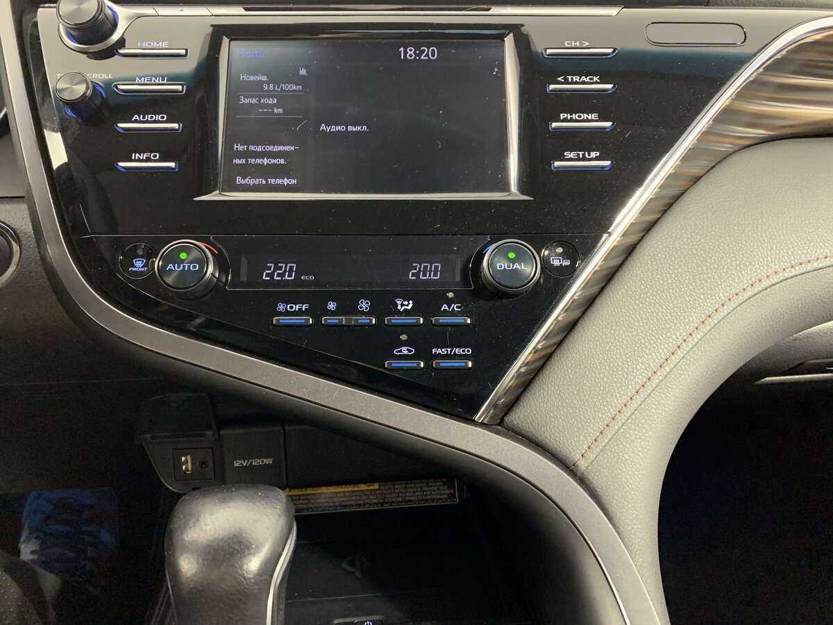 Toyota Camry, 2019 Фото №11