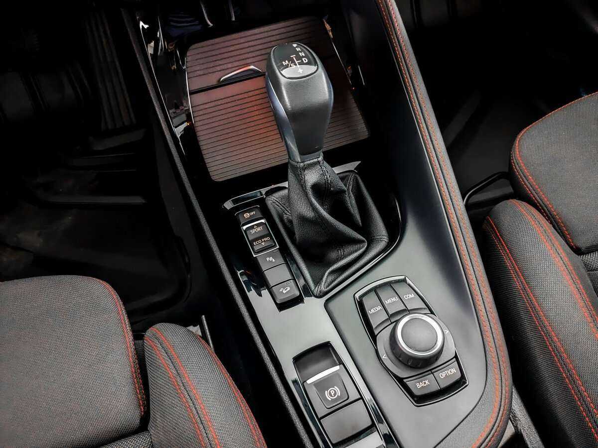 BMW X1 20i xDrive, 2017 Фото №20