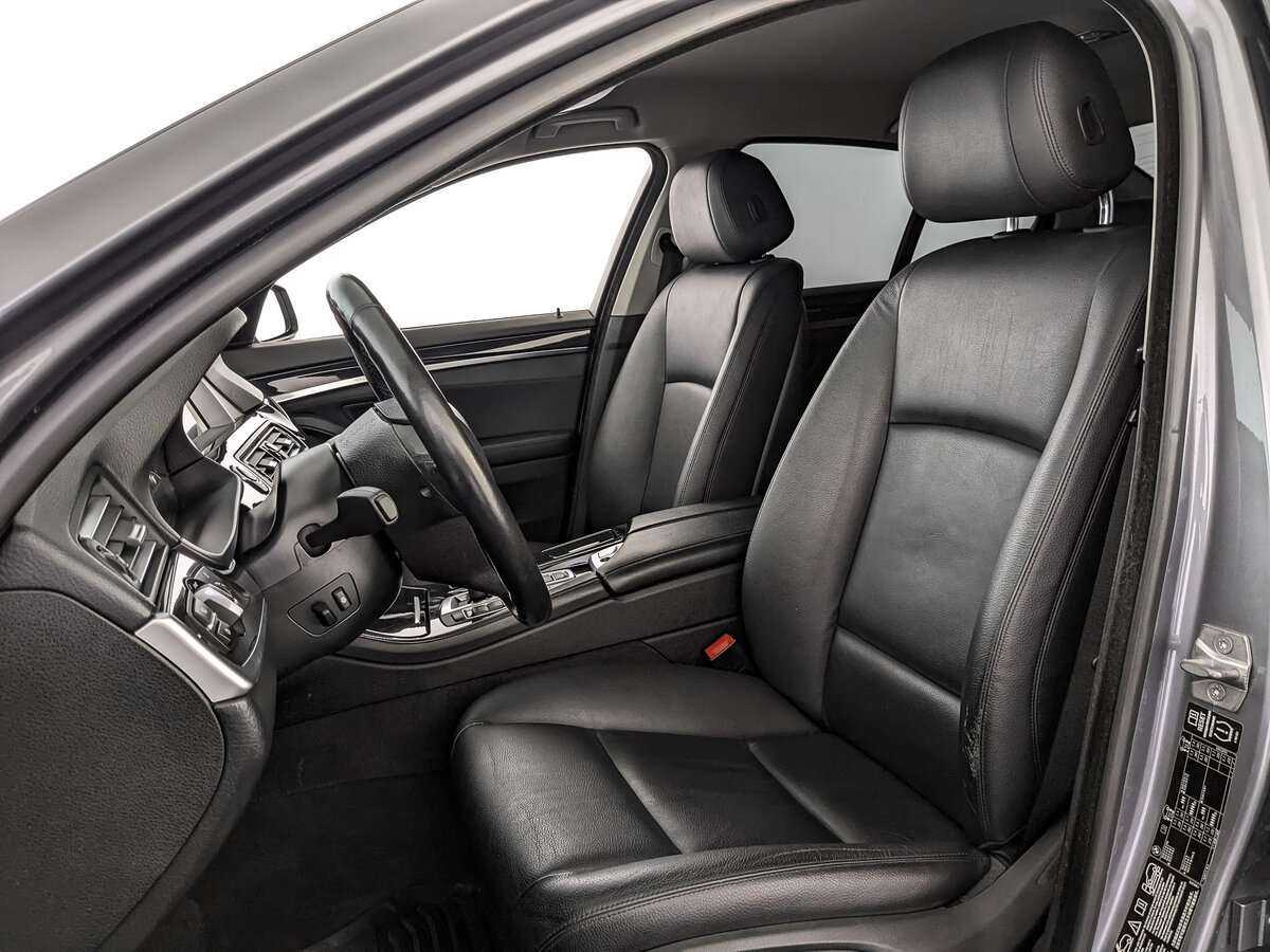 BMW 5 серии 528i xDrive, 2014 Фото №15