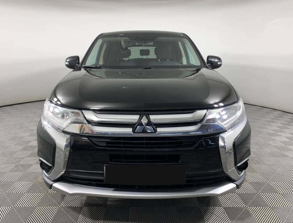 Mitsubishi Outlander, 2018 - 167 372 км. | Фото №2
