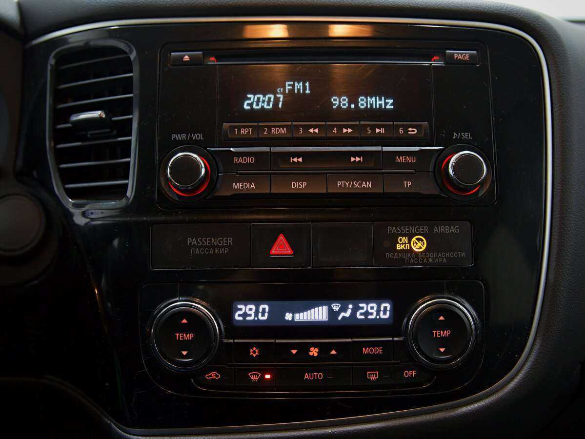 Mitsubishi Outlander, 2013 - 200 551 км. | Фото №8