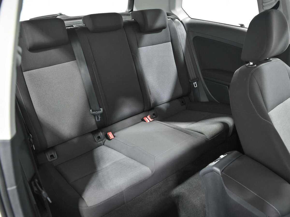 Volkswagen Golf, 2013 Фото №14