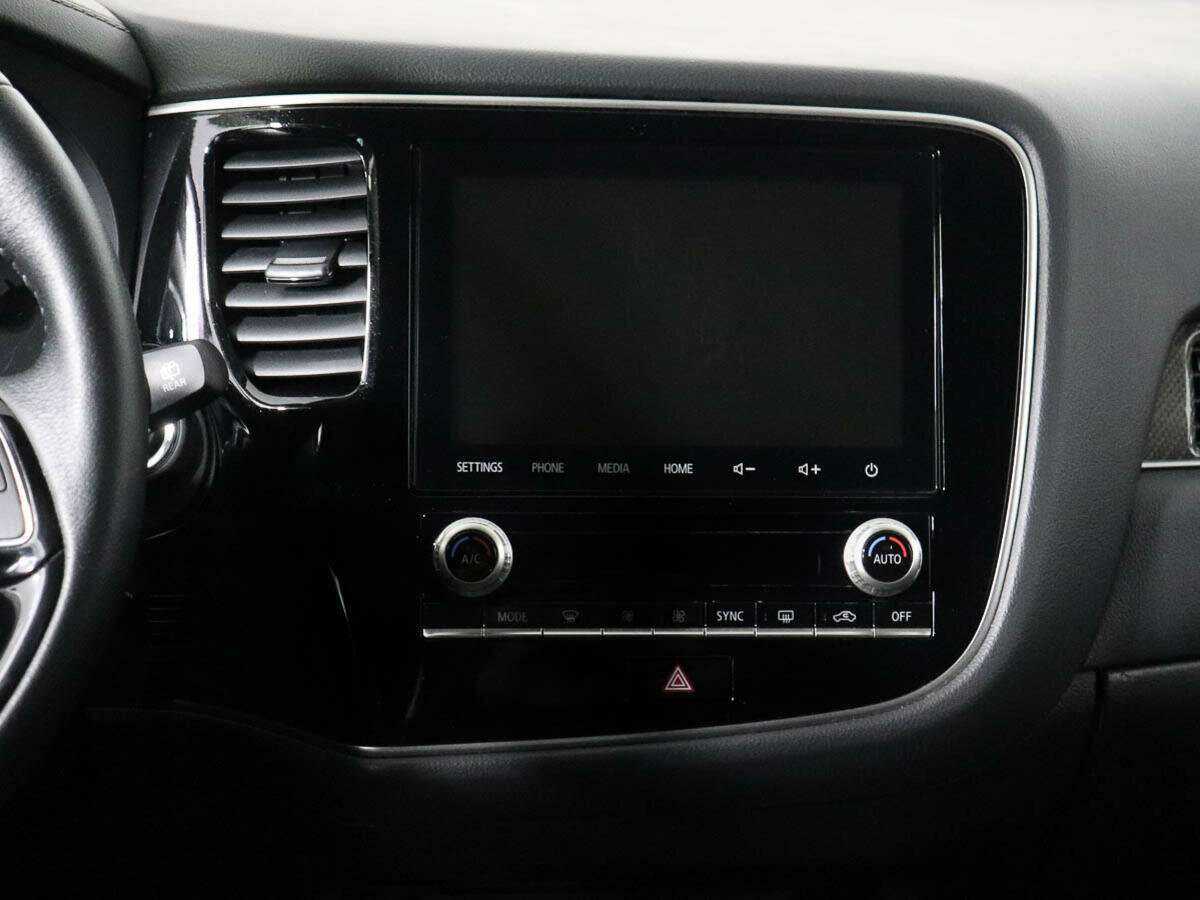 Mitsubishi Outlander, 2022 Фото №11
