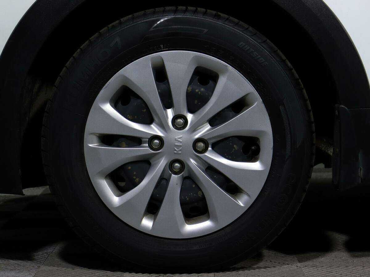 Kia Rio X-Line, 2018 Фото №14