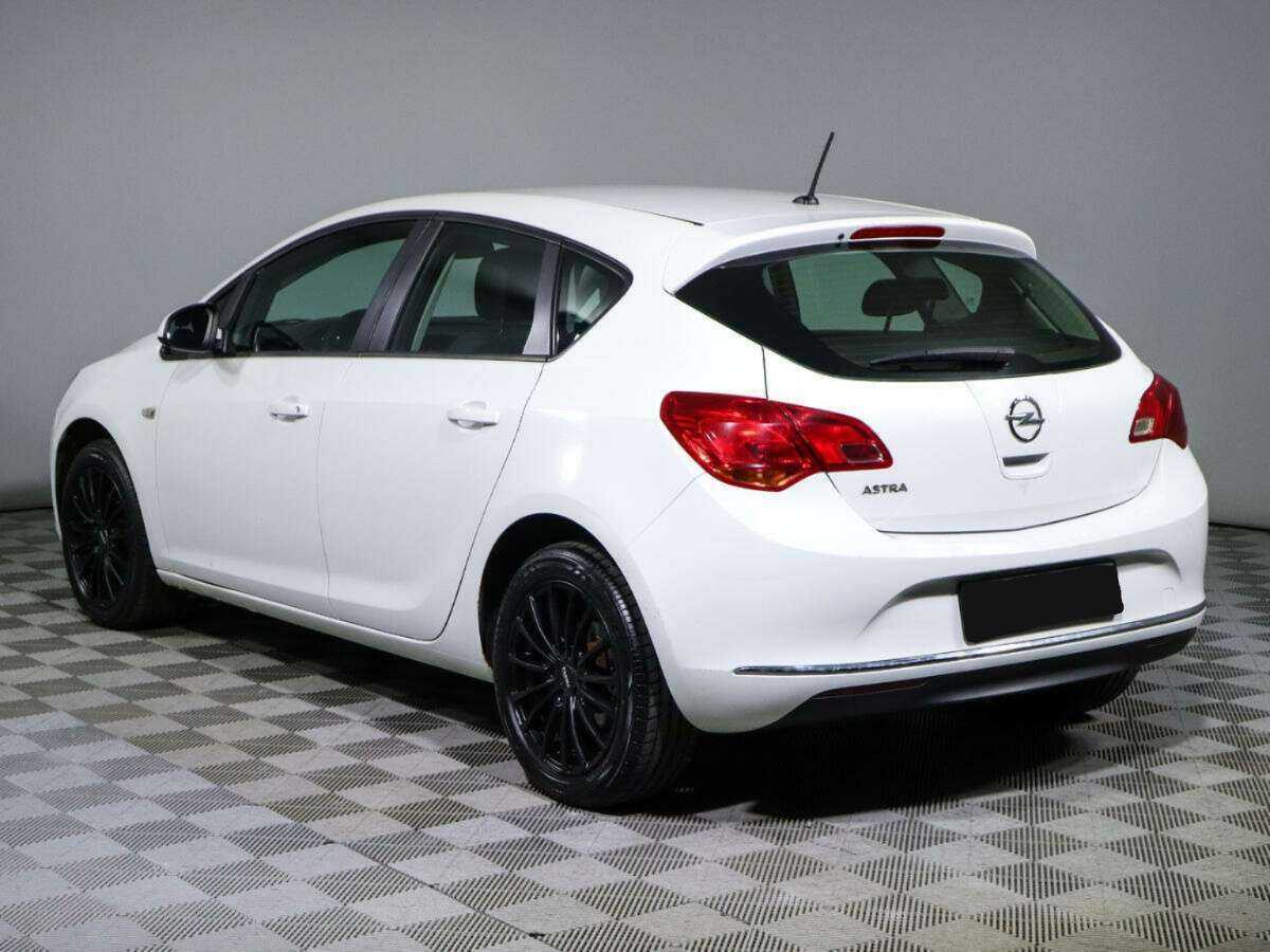 Opel Astra, 2012 - 117 000 км. | Фото №6