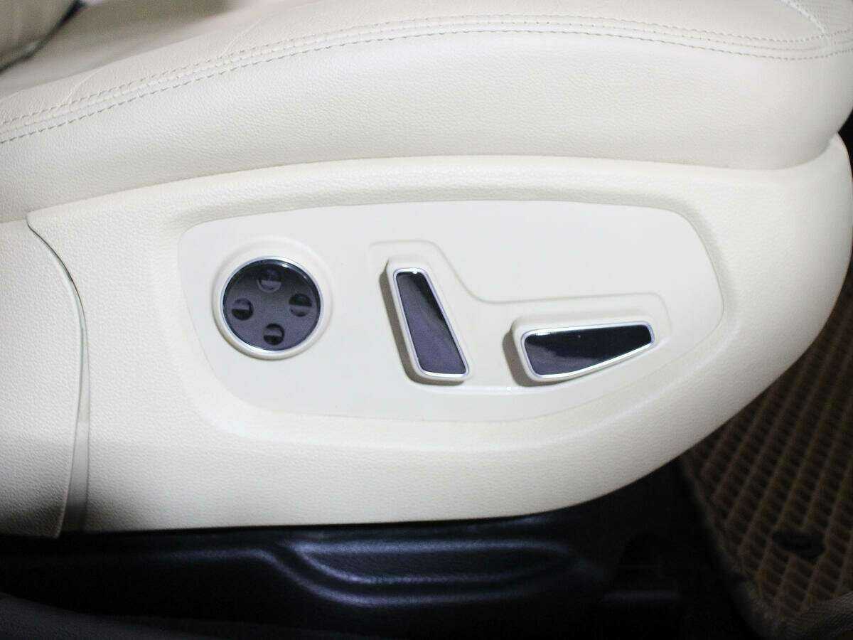 Hyundai Genesis, 2015 Фото №13