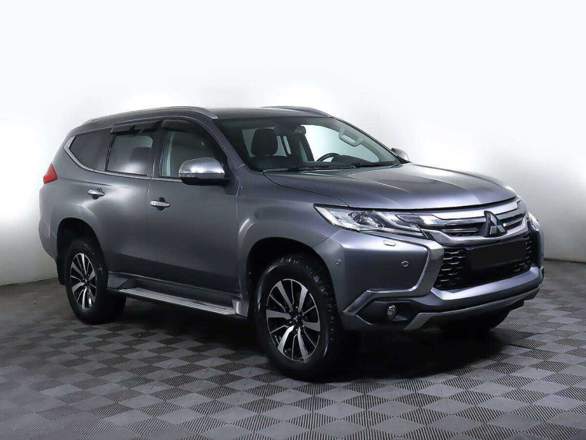 Mitsubishi Pajero Sport, 2017 - 91 308 км. | Фото №2