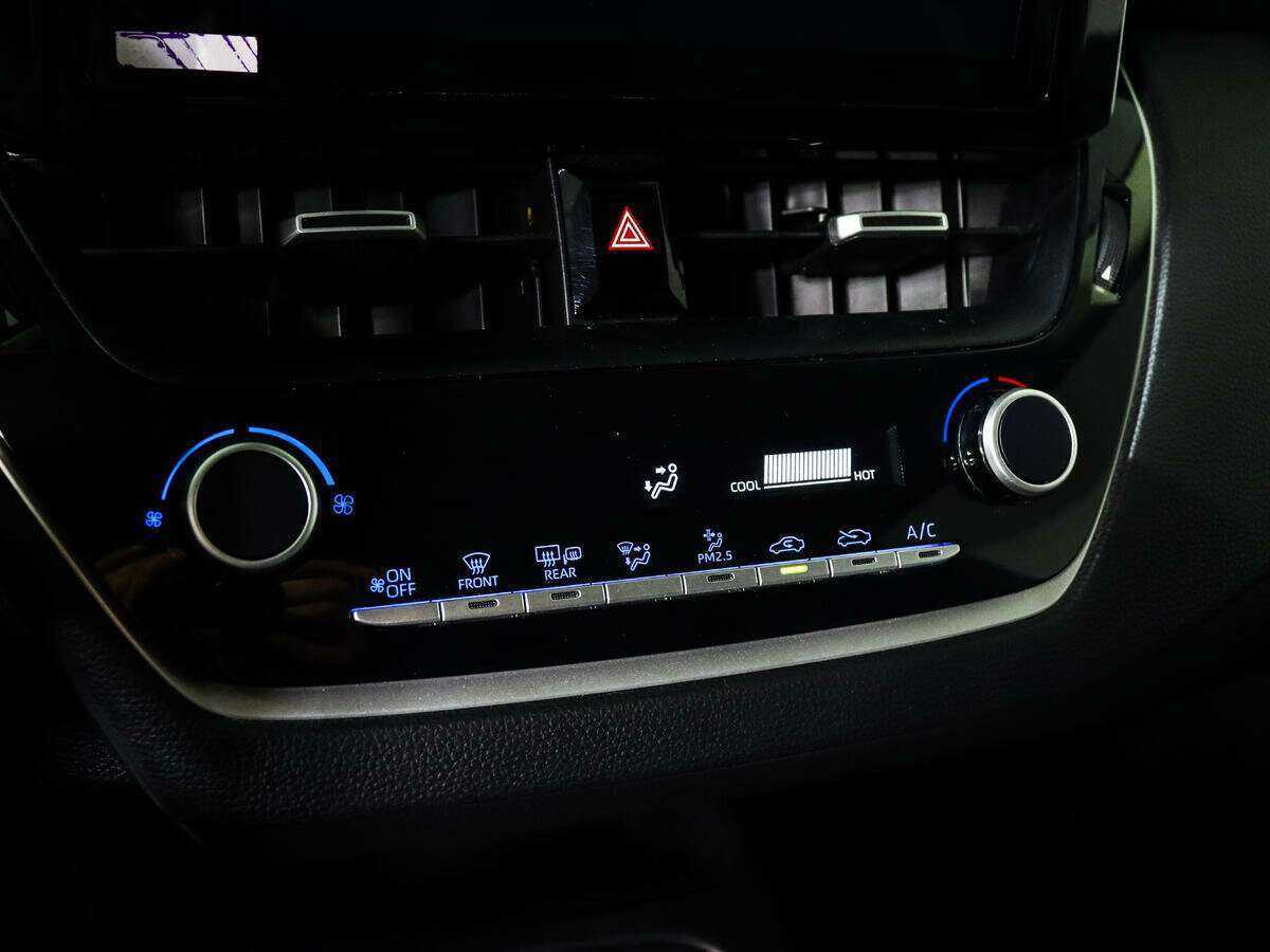Toyota Corolla, 2022 Фото №18