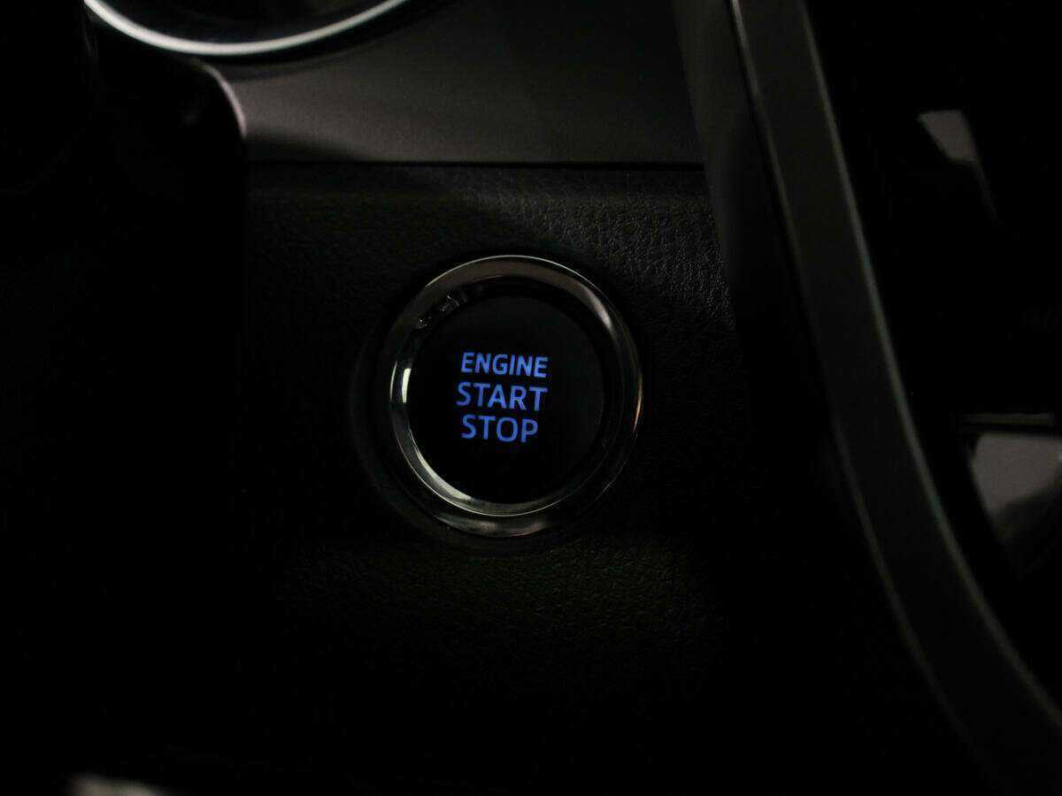 Toyota Camry, 2020 Фото №17