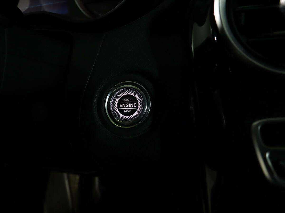 Mercedes-Benz C-Класс 180, 2018 Фото №20