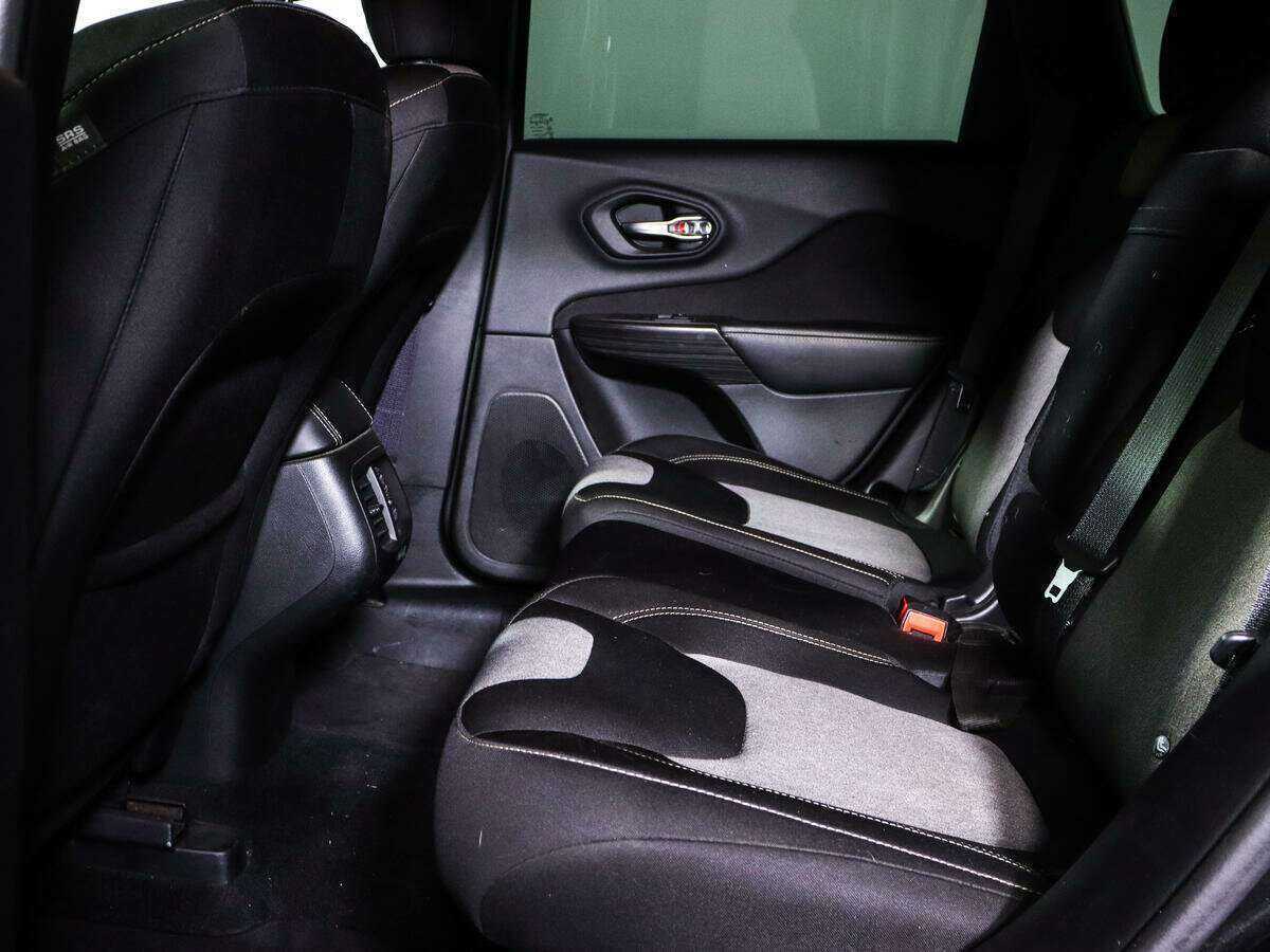 Jeep Cherokee, 2014 - 93 700 км. | Фото №7