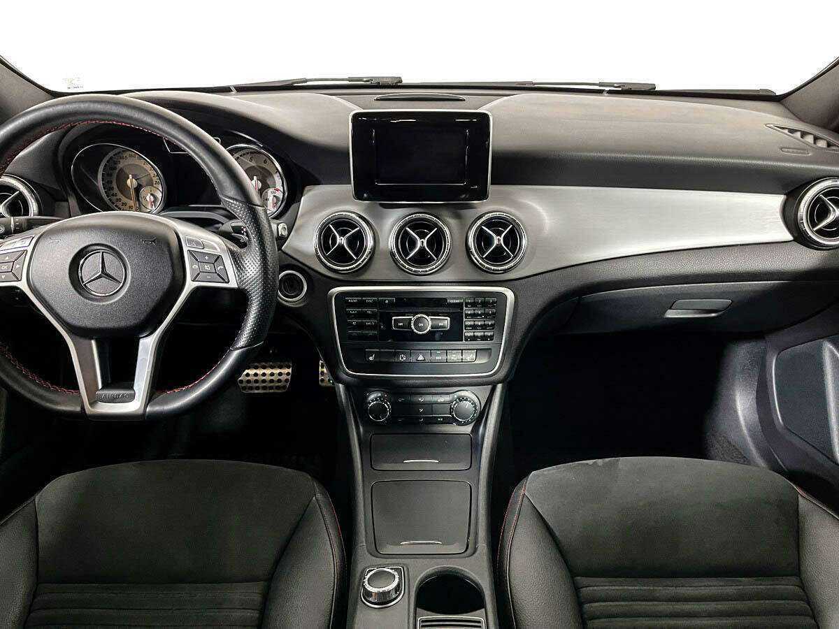 Mercedes-Benz CLA 200, 2013 Фото №10