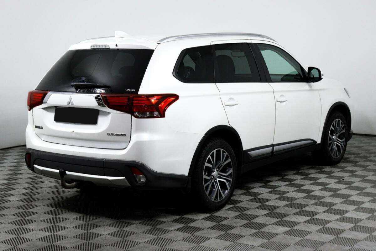 Mitsubishi Outlander, 2018 - 173 198 км. | Фото №4