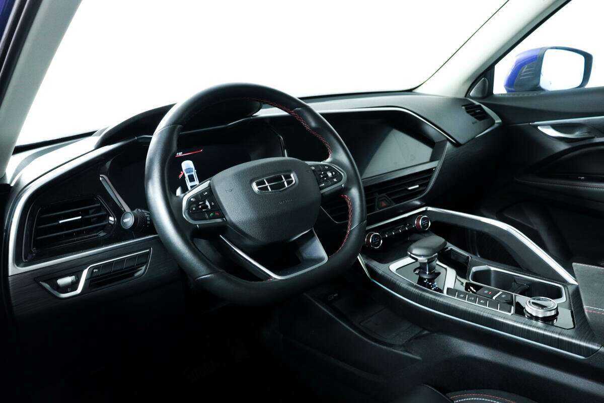 Geely Tugella, 2021 Фото №13