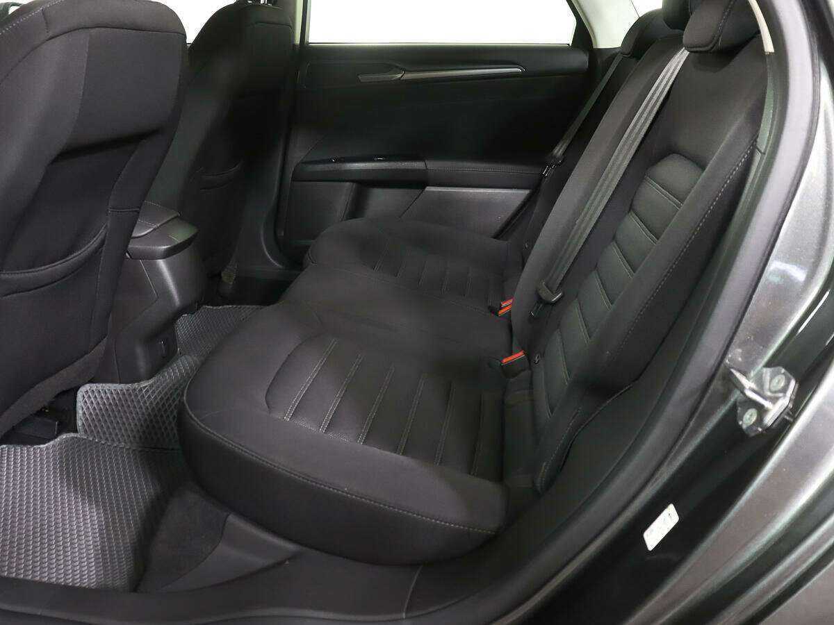 Ford Mondeo, 2017 Фото №9