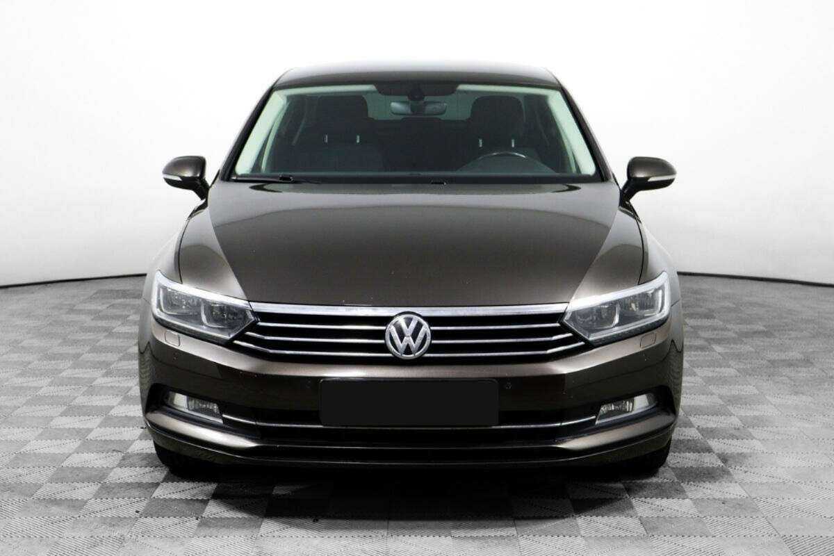 Volkswagen Passat, 2016 - 130 800 км. | Фото №2
