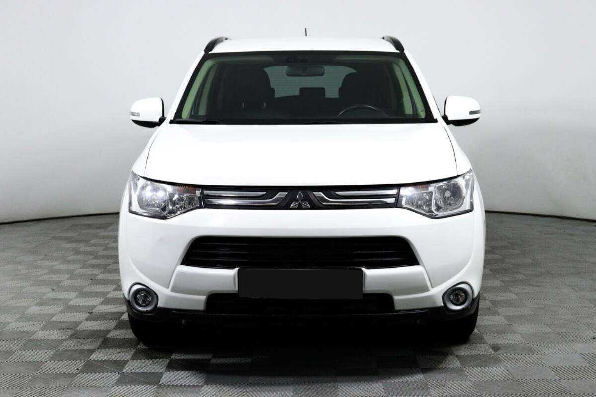 Mitsubishi Outlander, 2013 - 51 659 км. | Фото №2