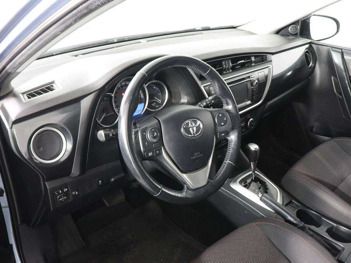 Toyota Auris, 2013 Фото №9