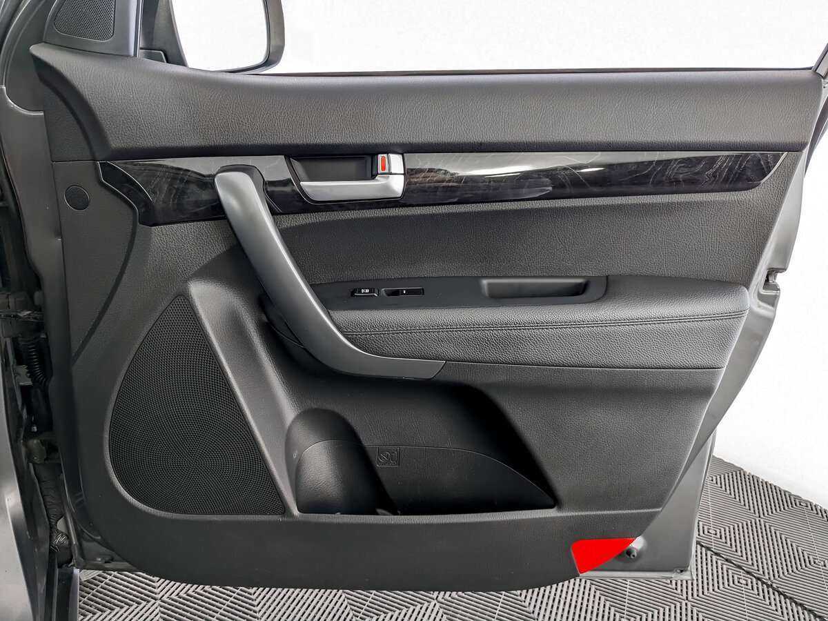 Kia Sorento, 2020 Фото №18