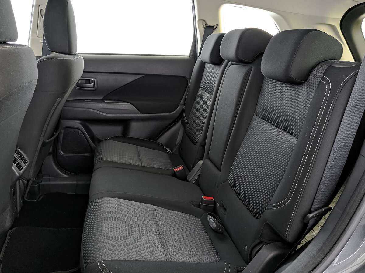 Mitsubishi Outlander, 2019 Фото №14