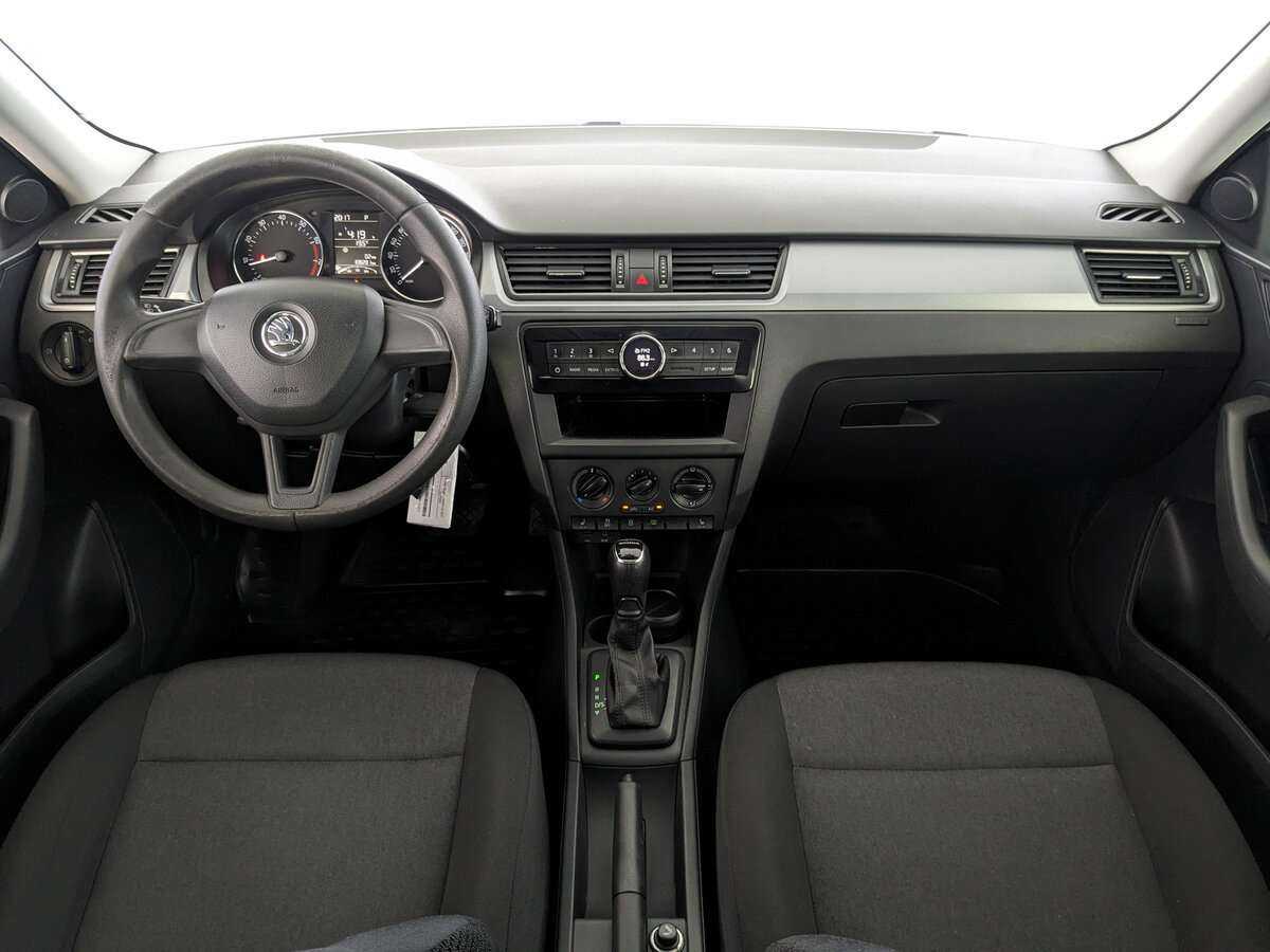 Skoda Rapid, 2017 Фото №13