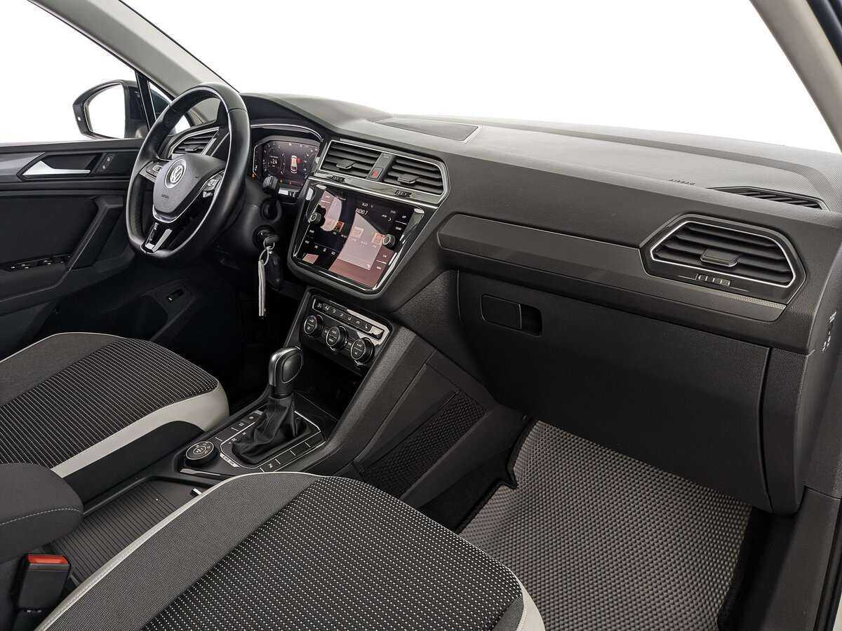 Volkswagen Tiguan, 2020 Фото №13