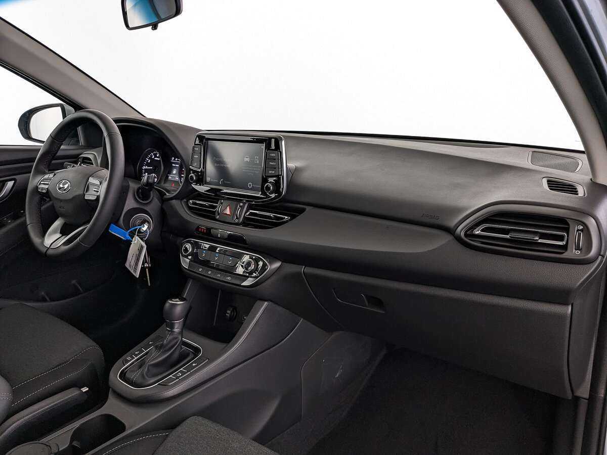 Hyundai i30, 2023 Фото №13