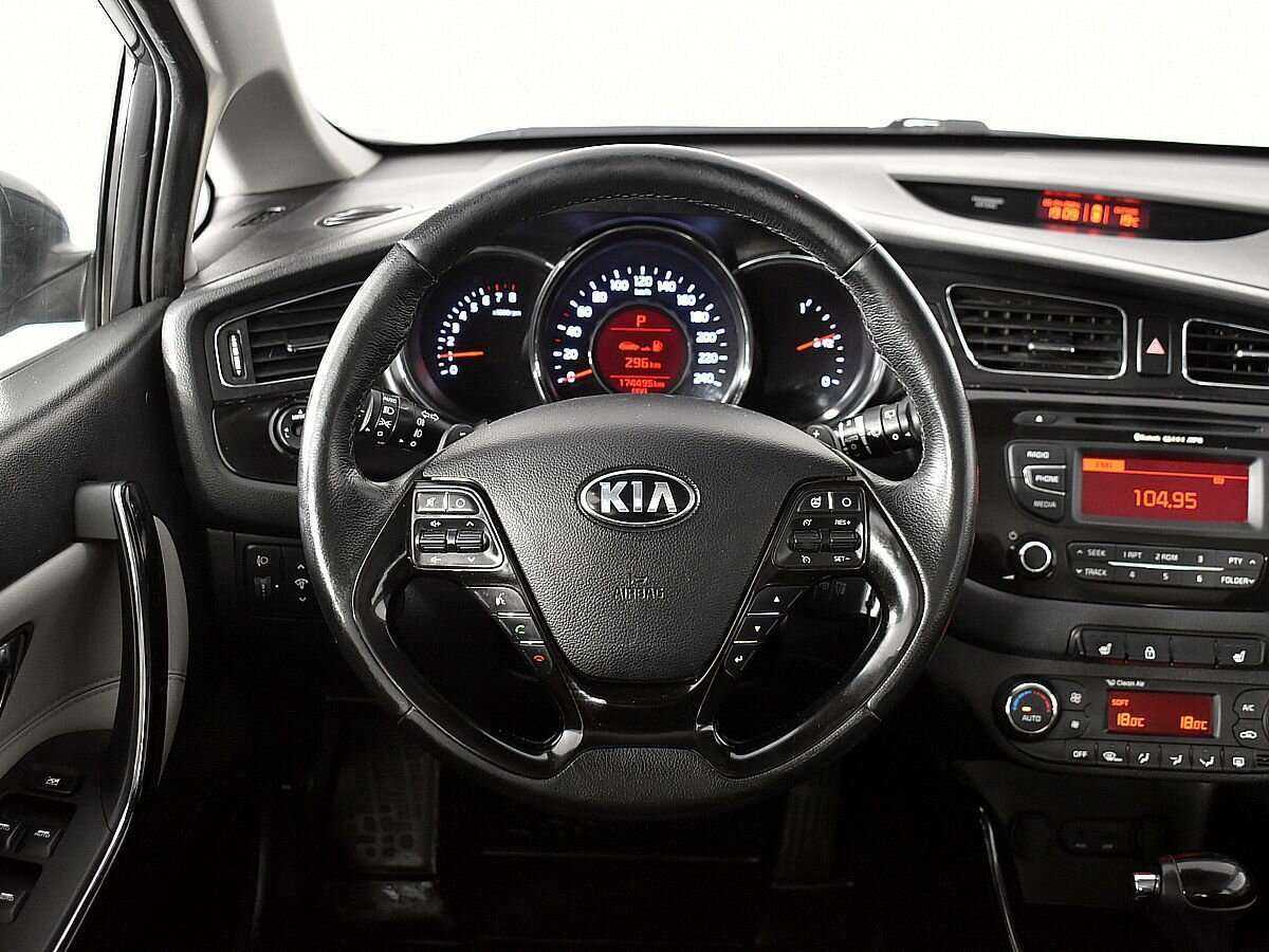 Kia Ceed, 2015 Фото №11