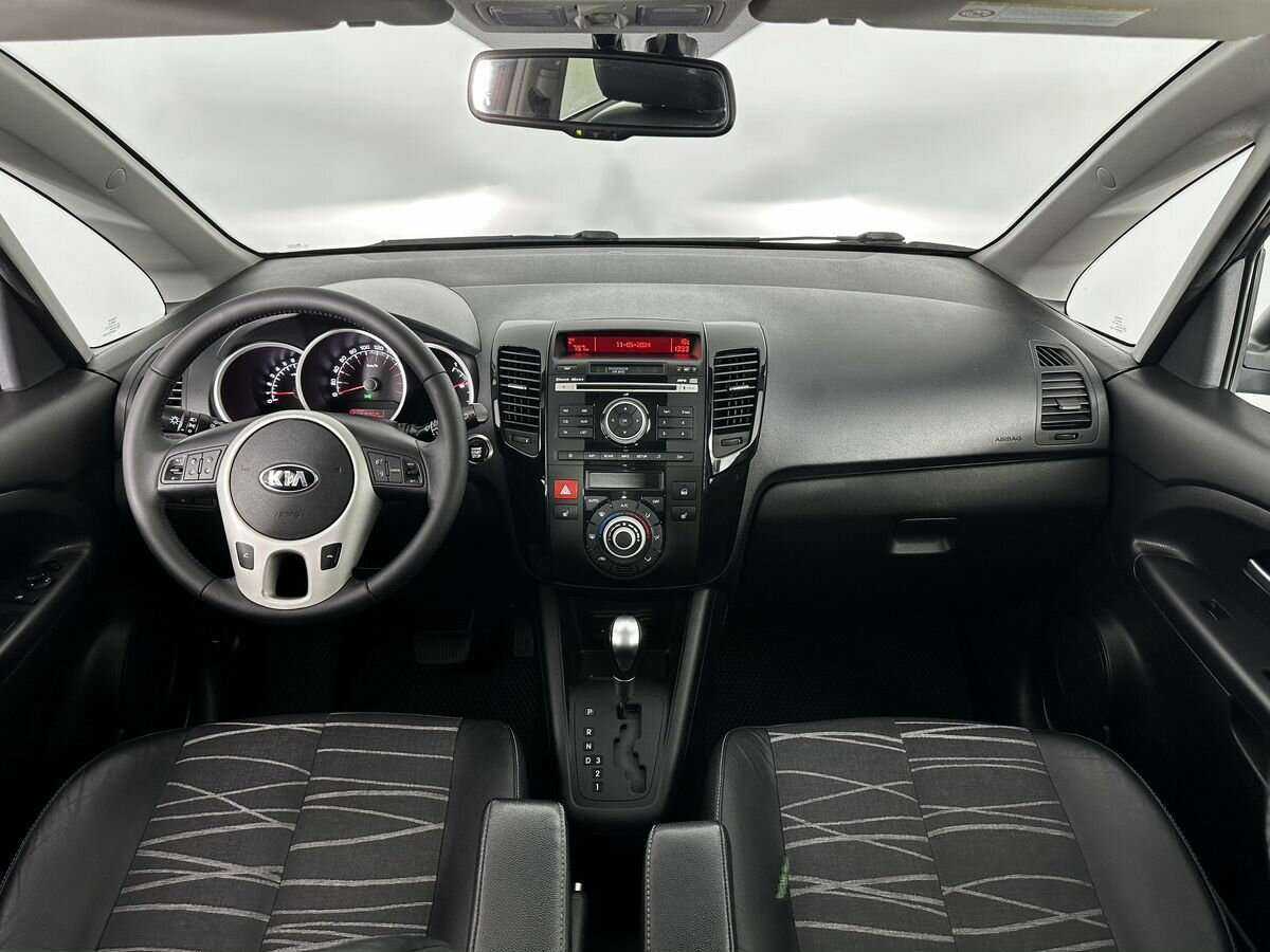 Kia Venga, 2013 Фото №9