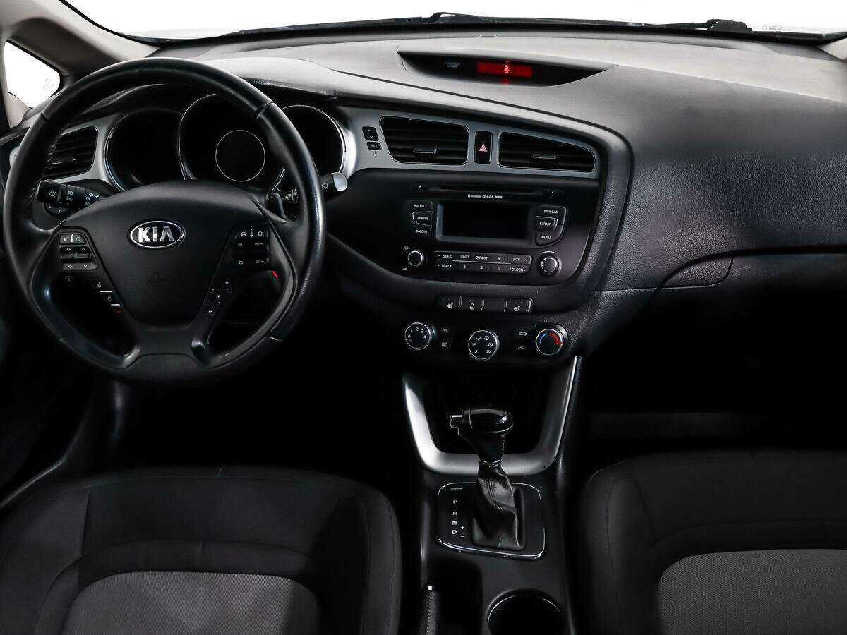 Kia Ceed, 2015 Фото №12