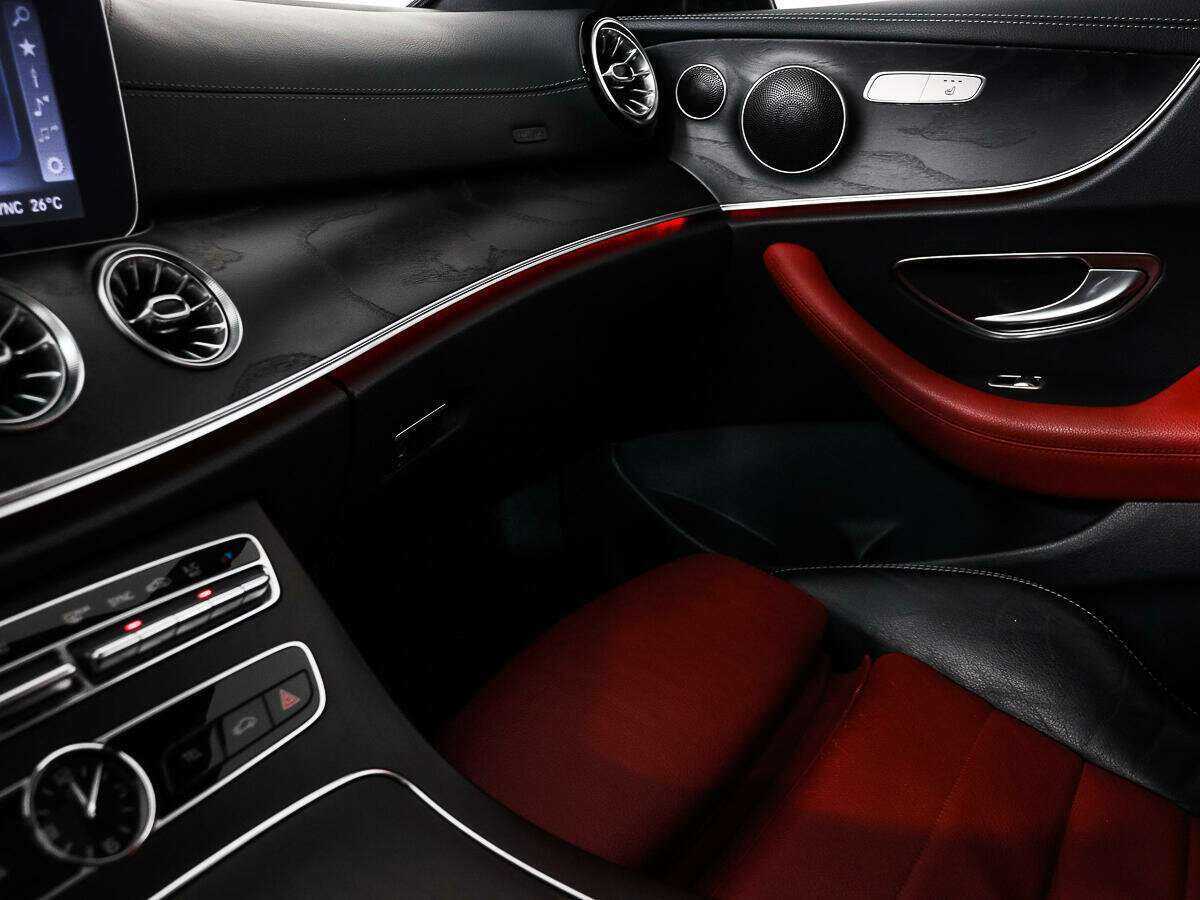 Mercedes-Benz E-Класс 200, 2017 Фото №14