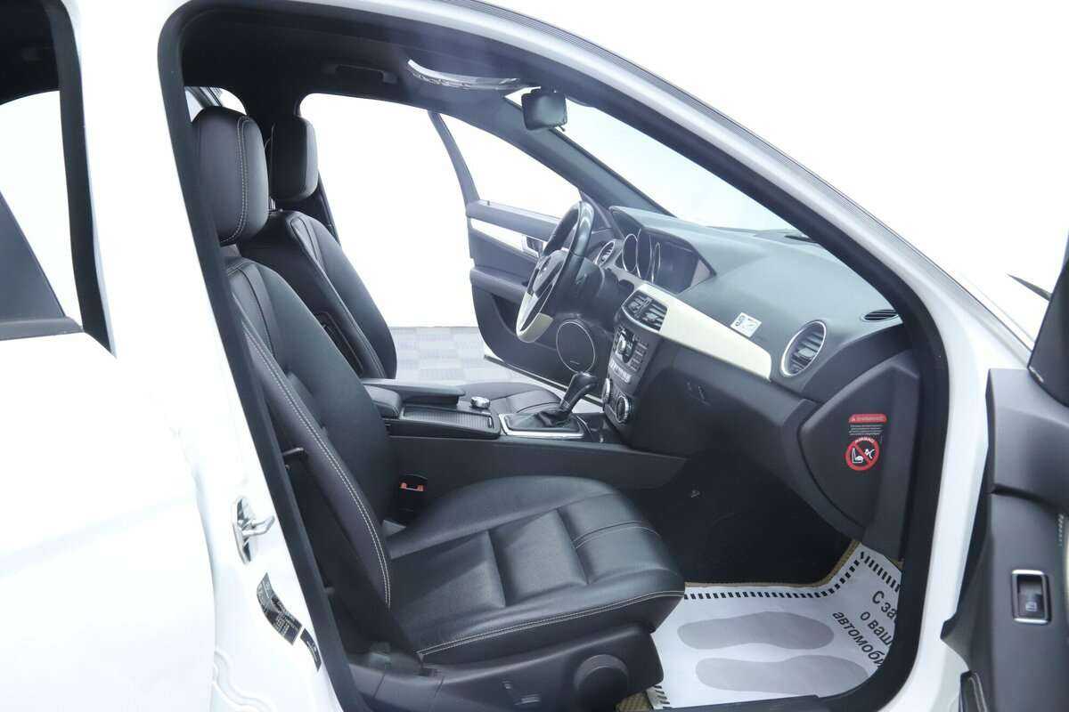 Mercedes-Benz C-Класс 180, 2014 Фото №13