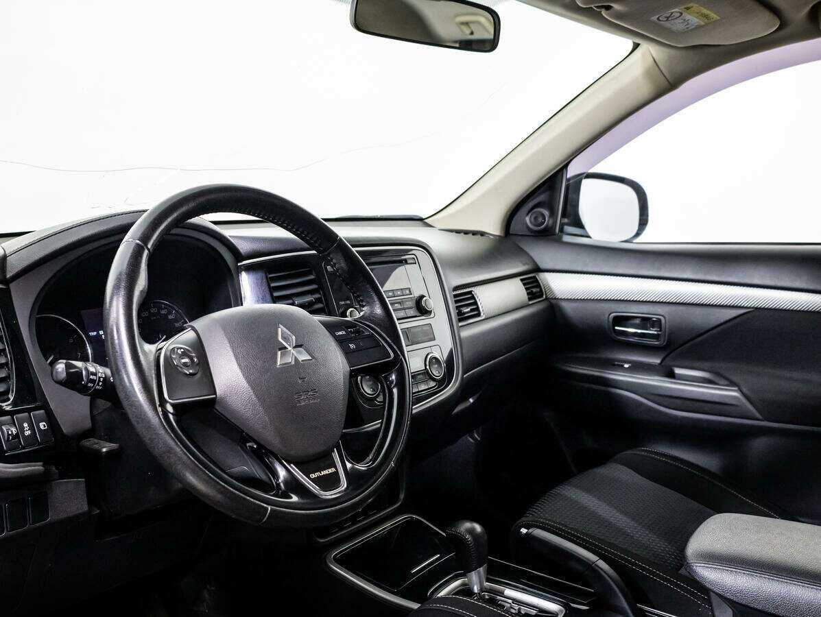Mitsubishi Outlander, 2017 Фото №9