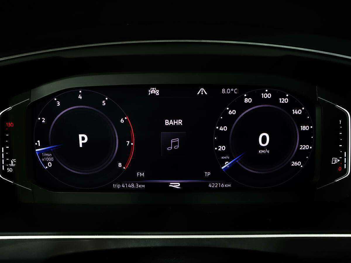 Volkswagen Tiguan, 2020 Фото №19