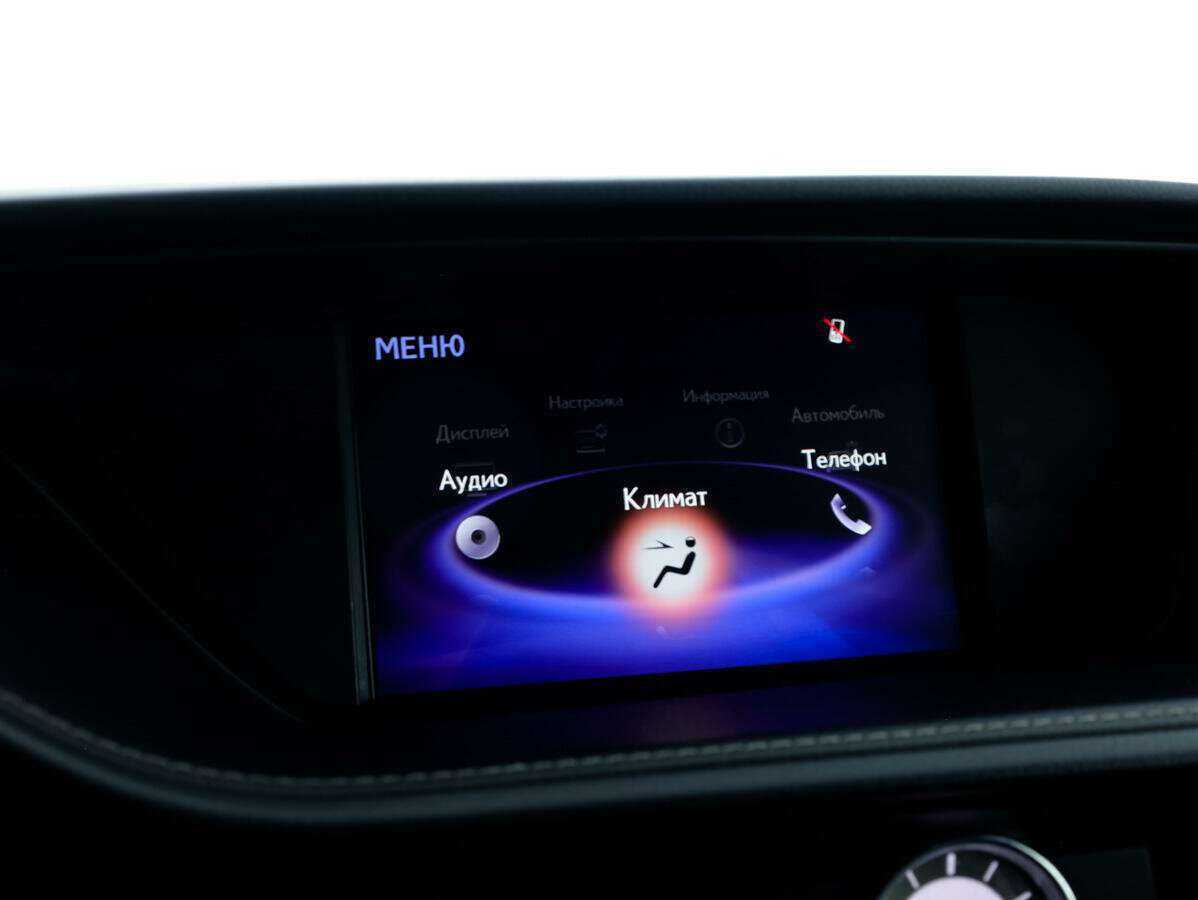 Lexus ES 200, 2017 Фото №17