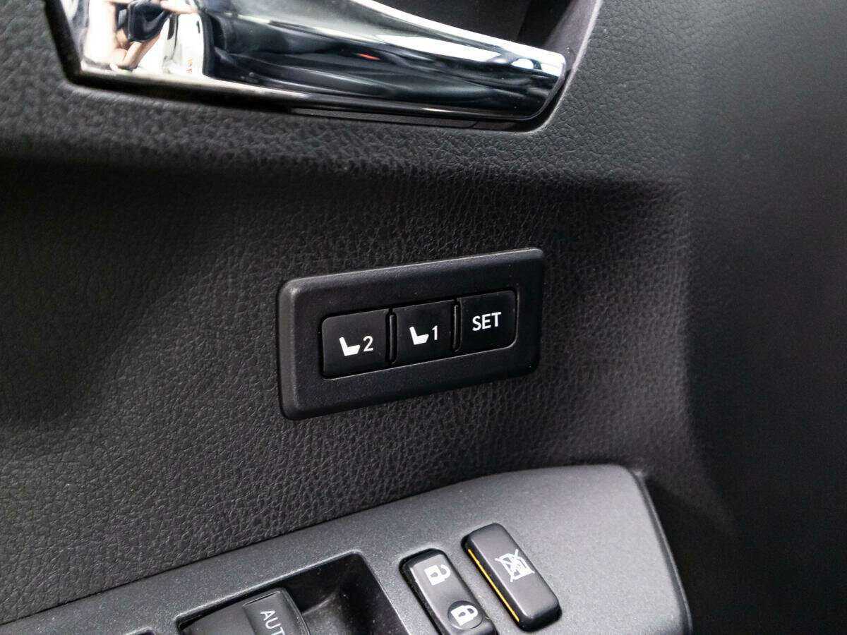 Toyota RAV4, 2018 Фото №18