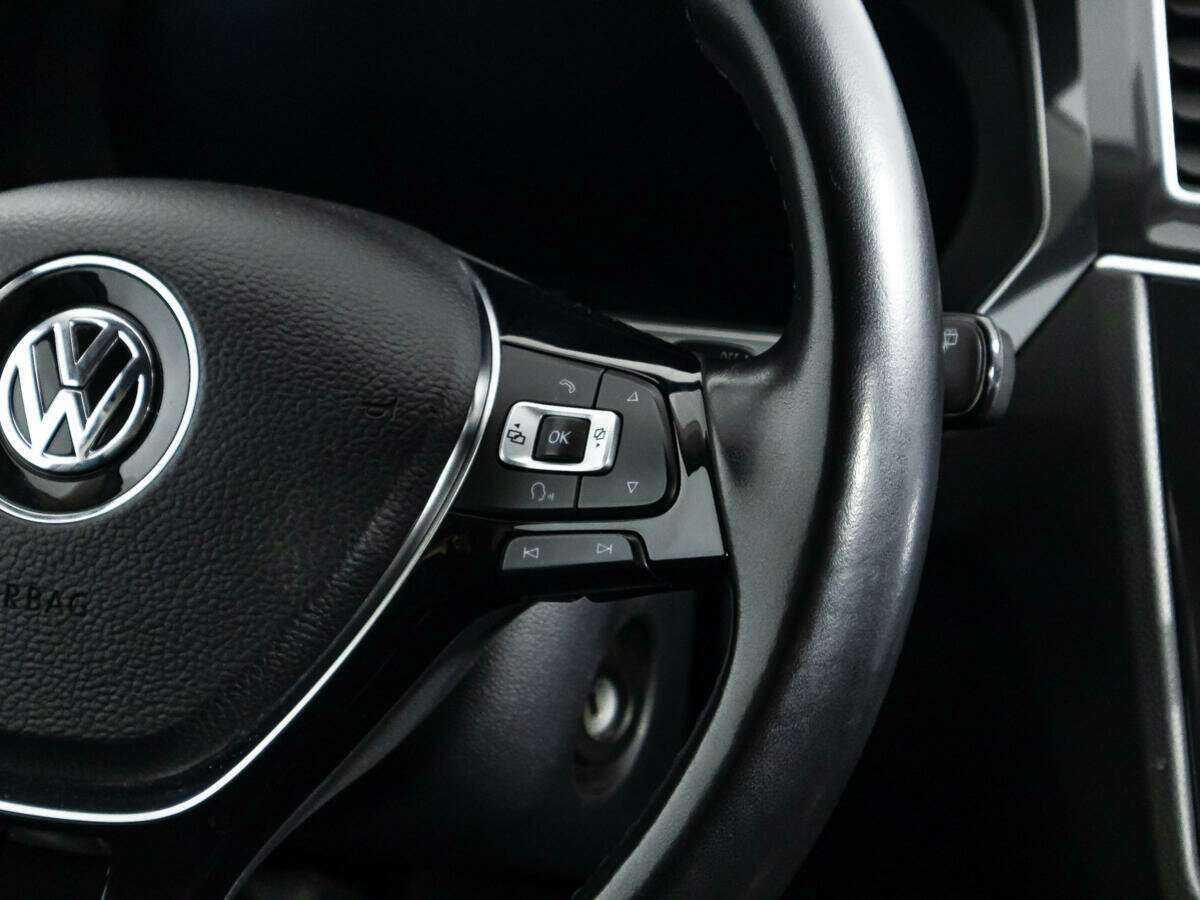 Volkswagen Tiguan, 2018 Фото №21