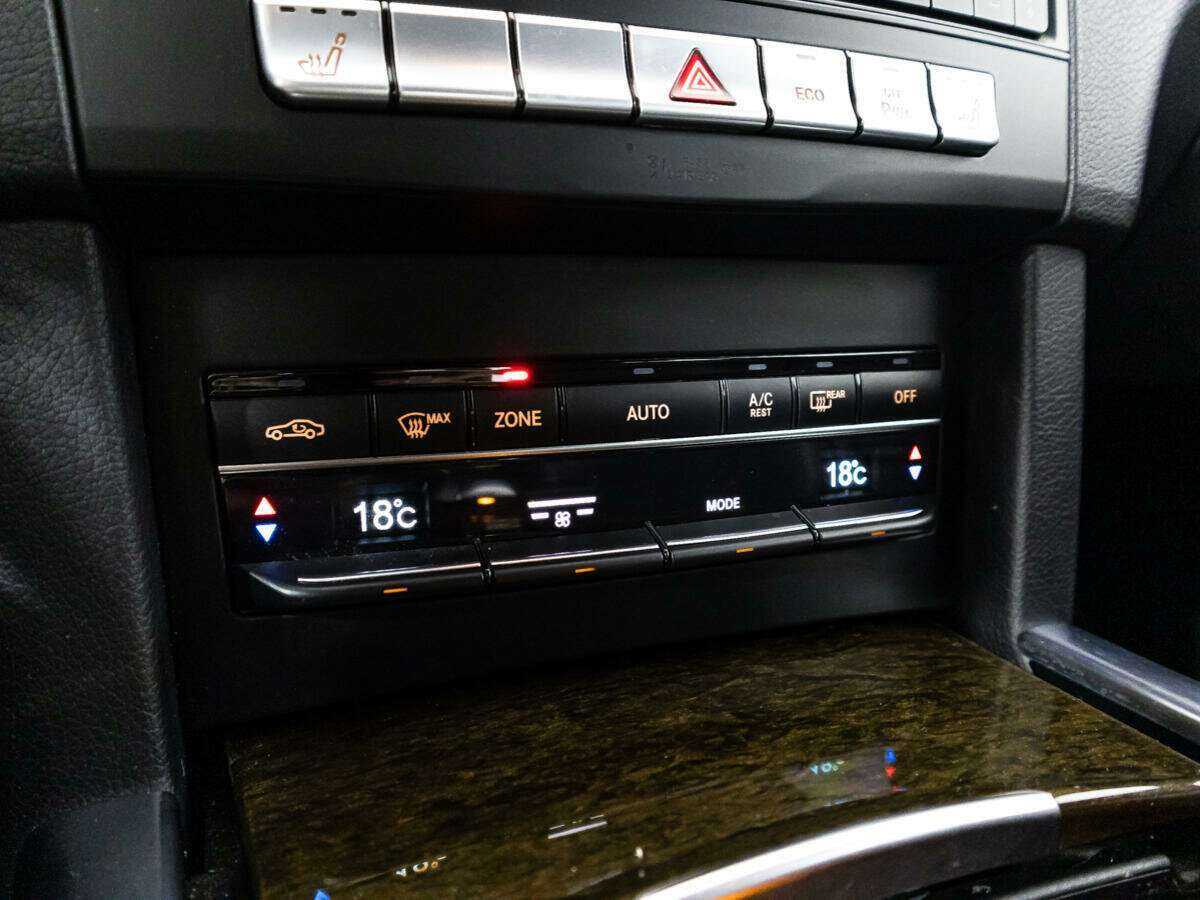 Mercedes-Benz E-Класс 200, 2015 Фото №16