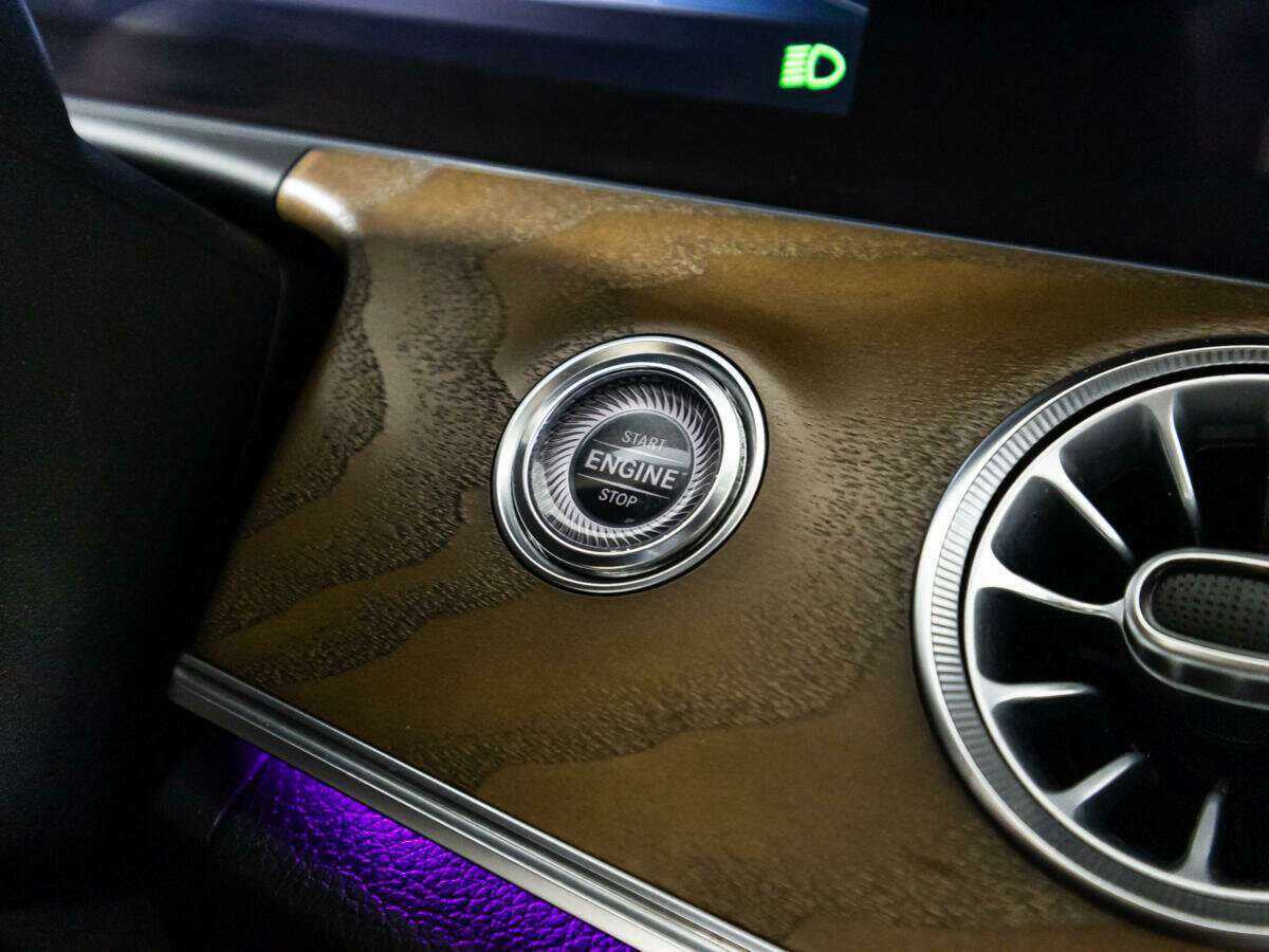 Mercedes-Benz E-Класс 200, 2017 Фото №18