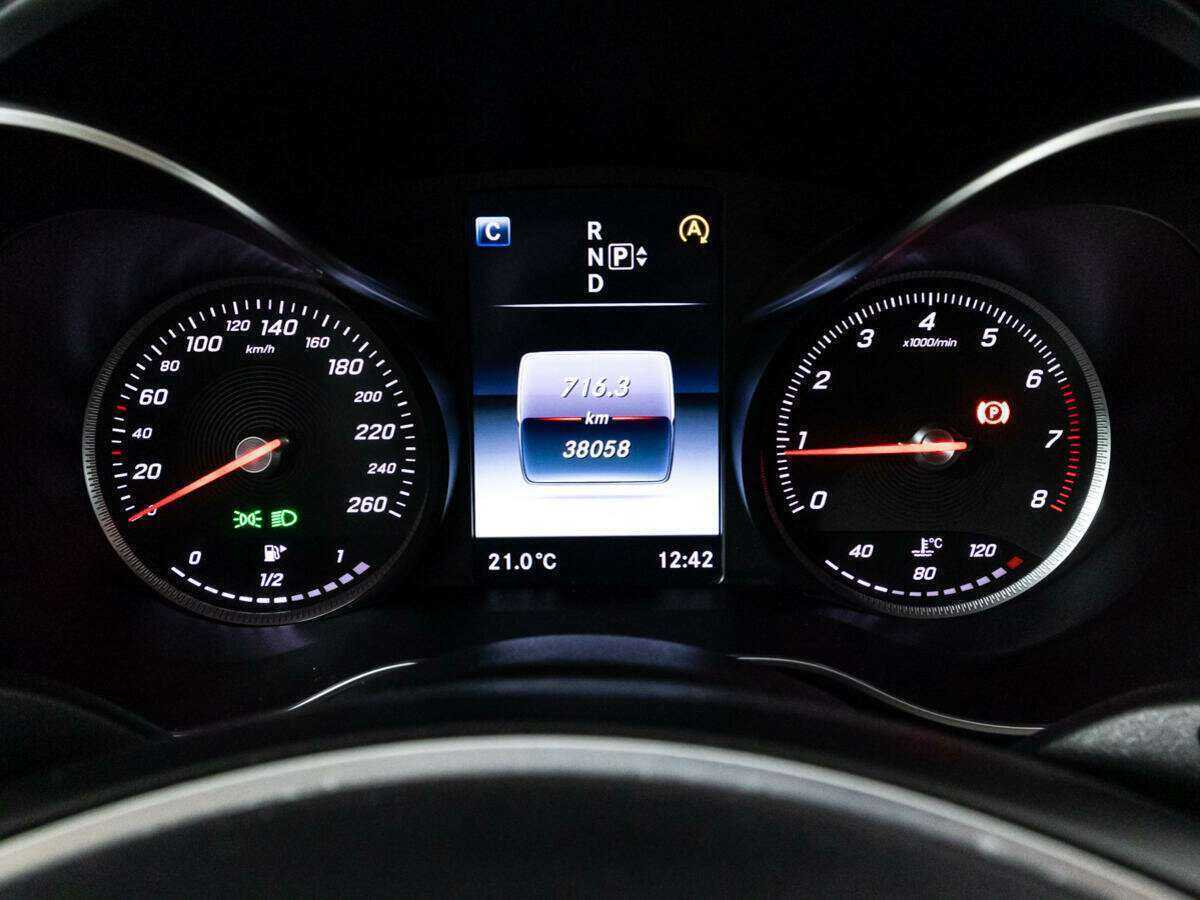 Mercedes-Benz C-Класс 180, 2015 Фото №12